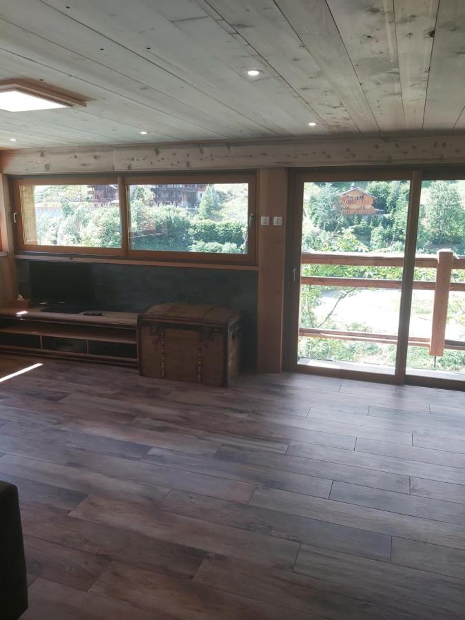 Appartement Avec Vue Panoramique A Champagny - La Joubarbe La Plagne Luaran gambar